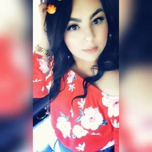 Meet your Posher, Adriana